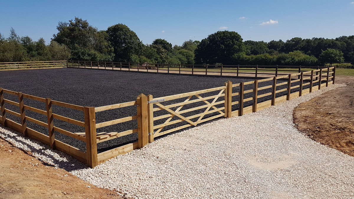 Stevehill450's tweet photo. 20x40 Arena complete #EquestrianDressage #equestrian @Springride @MansfieldSand #lincsconnect https://t.co/nxSFZrpgQE