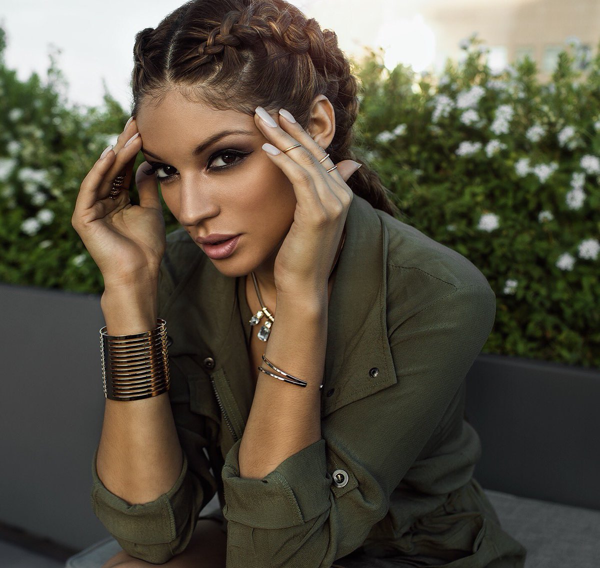 JossieJasmine's tweet photo. ENFOCADA  ૐ 

Cuando te das cuenta que todo pasa en su divino orden.  🎬

PHOTO: @clifellis https://t.co/UPXlYq9OaF