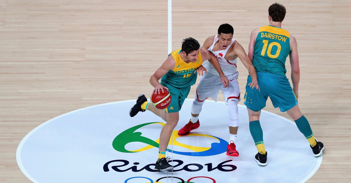 NBL's tweet photo. Aussies defeat China 93 - 68. Nice to see our @NBL players getting big court time. @cbairstow41 leading scorer on 17 https://t.co/8NuJ5z6MiG