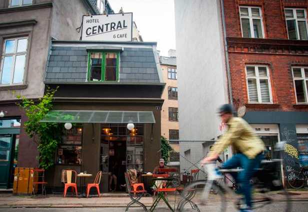 Conoce el #hotel de una sola habitación en Copenhague: goo.gl/fVrBiW #arquitectura