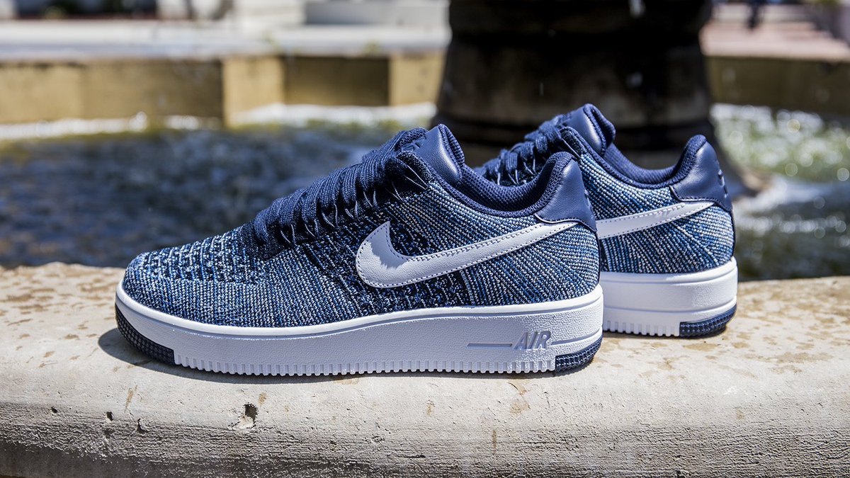 nike air force 1 flyknit obsidian