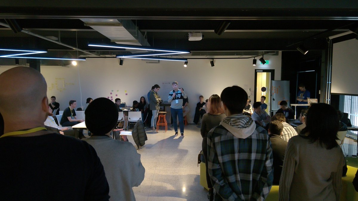 AaronYeoh's tweet photo. @summeroftech #hackfestSoTAKL  Midday pitches! https://t.co/4lK7NRqpKP