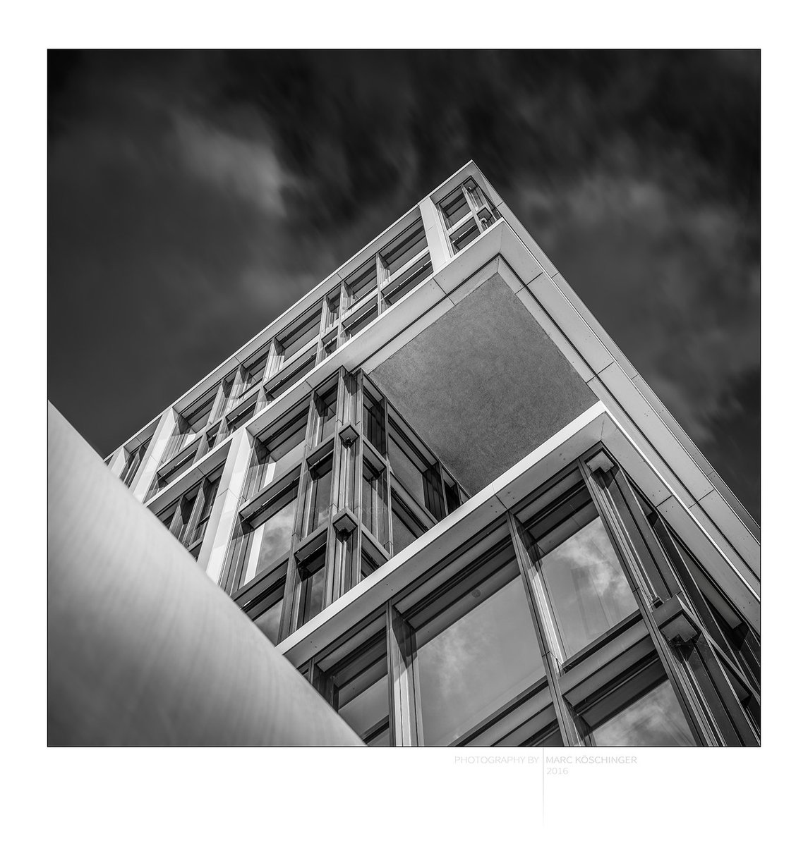 marckoeschinger's tweet photo. #hamburg #elbphilharmonie #architecture #photography #koeschinger #a7r2 hamburg august´16 https://t.co/Ubg447Aufe https://t.co/GYNazGIrbi