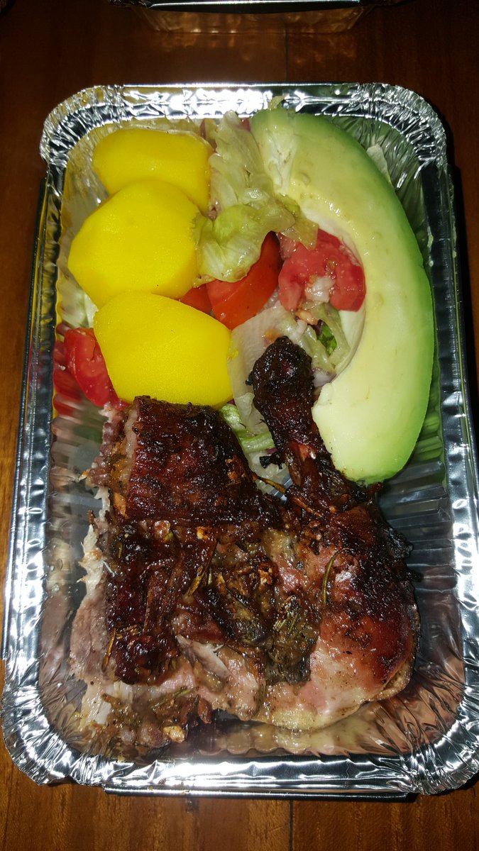 KentKasaija's tweet photo. Most def' yummy smokiness here! FREE next day deliveries! Place your order now. https://t.co/QuIBdRqE9I