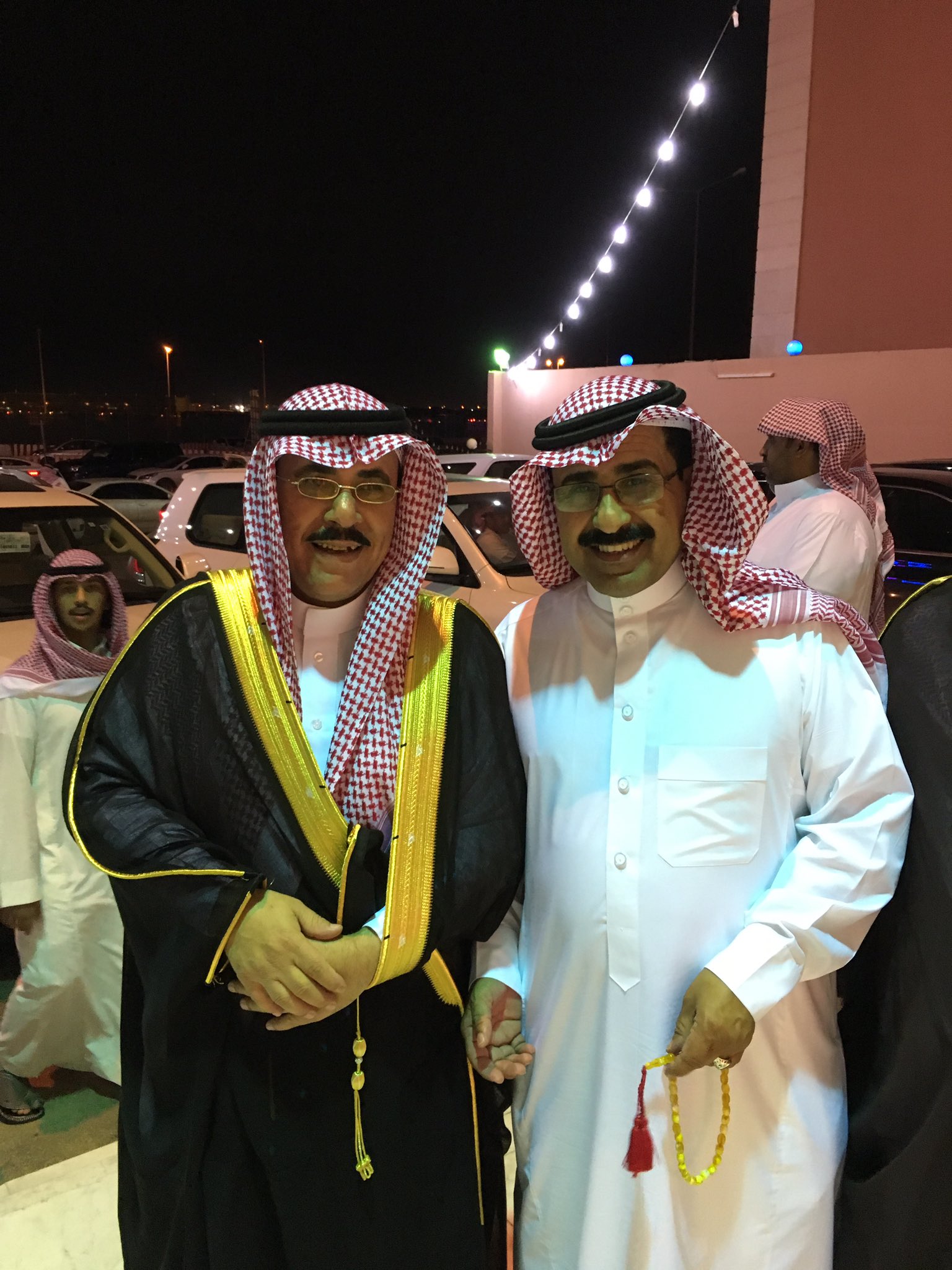 ابراهيم لهيلم العنزي Twitterissa سيف عنزه الشاعر ابو نواف شاهر دالش العنزي وانا ابراهيم هليل المعزي الحسني