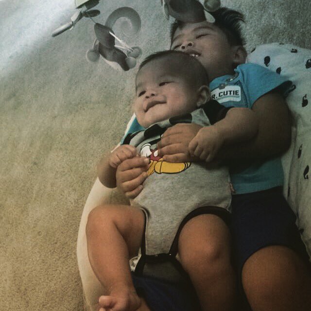 sserruuh's tweet photo. That's what life is all about.💛 #brothers #jeremiahandjacob #JADG https://t.co/PkBdS4wJM9