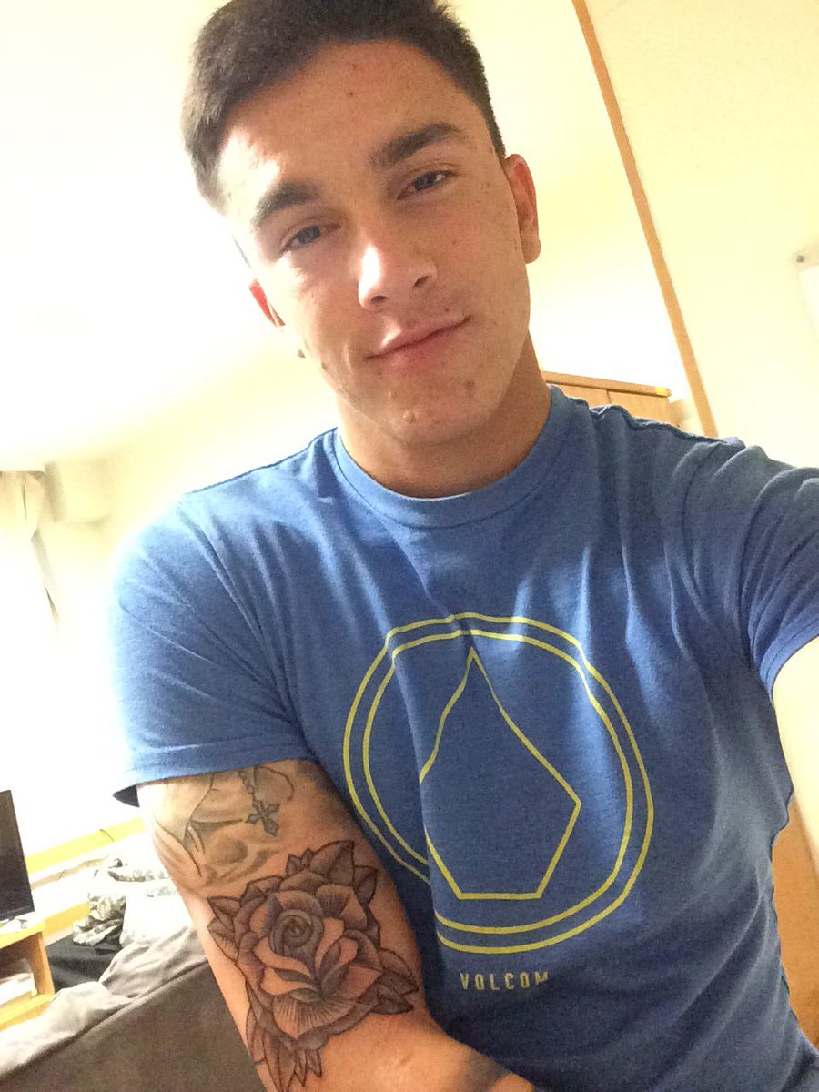 aaroncannady_'s tweet photo. Newest tat, sorry I'm drunk lol https://t.co/w0aM7h8ykg