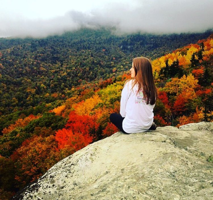 AppStateZTA's tweet photo. Happy birthday @amberhelmss ❤️ hope your day is as sweet as you!!! https://t.co/ZZ1jvrnvvR