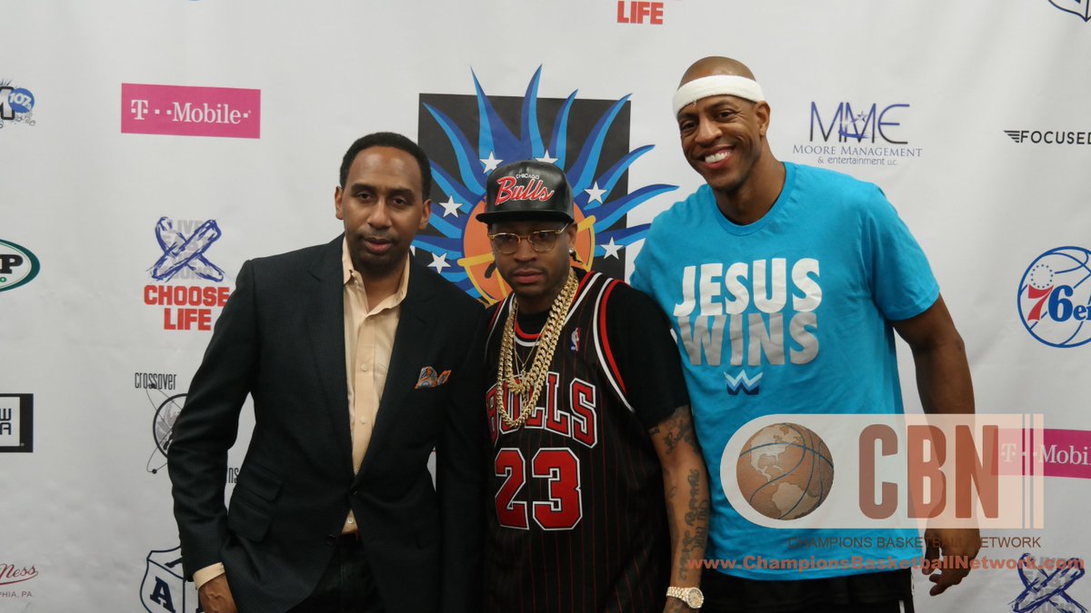 CBN_BBall's tweet photo. What a great weekend with @stephenasmith @alleniverson &amp; @JunkYardDogJW #AICSC @TMobile #76ers https://t.co/NdyRl4j3yd
