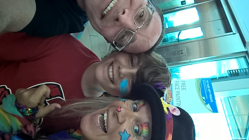 FreightGuy751's tweet photo. #YVRtakeofffridaysFun with Tinker! https://t.co/Uk3poA6htu