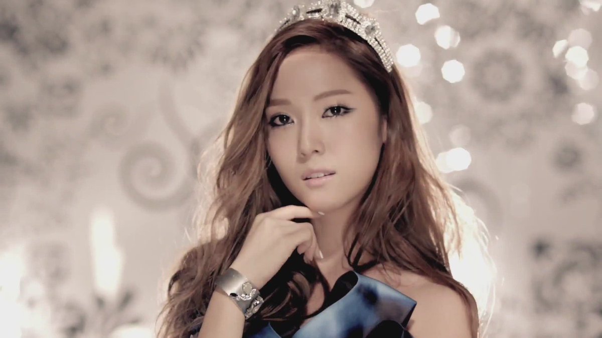 RTorFAVSNSD's tweet photo. [👆FOLLOW👆]

[REQUEST] 

Best Visual  #SNSD #TheBoys: Jessica or Yuri

RT for #Jessica
FAV for #Yuri https://t.co/TTCYylSLap