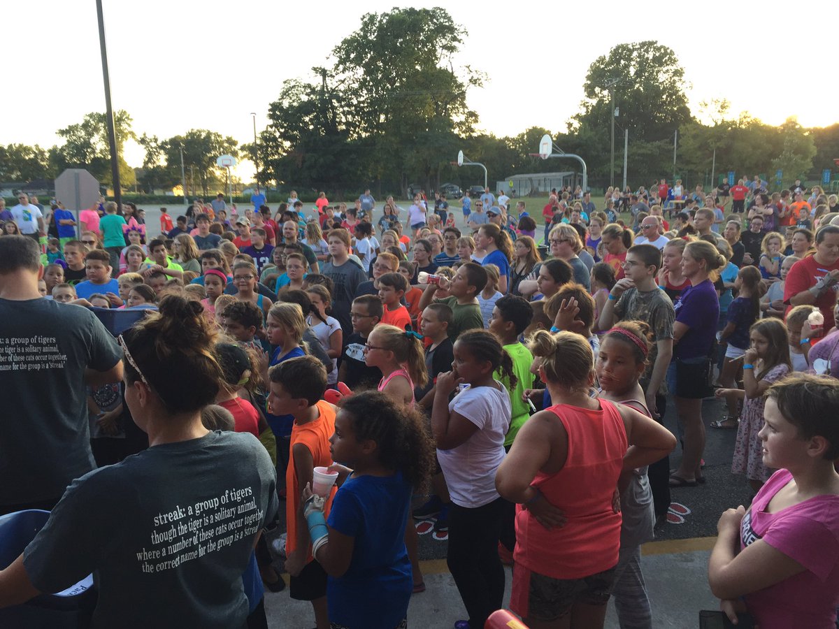 schwiessie_PCMS's tweet photo. I'd say the Block Party was an awesome success! https://t.co/neBQVK8IUg