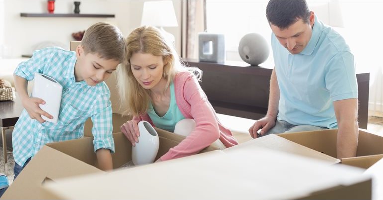 two_men's tweet image. Worst part of moving? Unpacking. Use these tips to get through it quickly &amp;amp; properly - ow.ly/DhWE3037Pns #blog