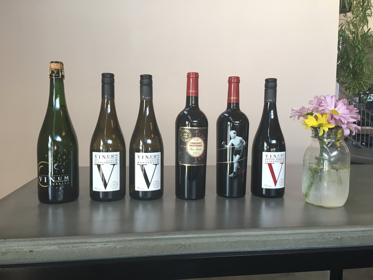 About to begin! Vinum Cellars Wine Dinner at Chef JJ's Downton <a href="/JJsBackYard/">Chef JJ's</a> <a href="/winesellersltd/">Winesellers, Ltd</a> <a href="/VinumCellars/">Vinum Cellars</a> #Fridayfun