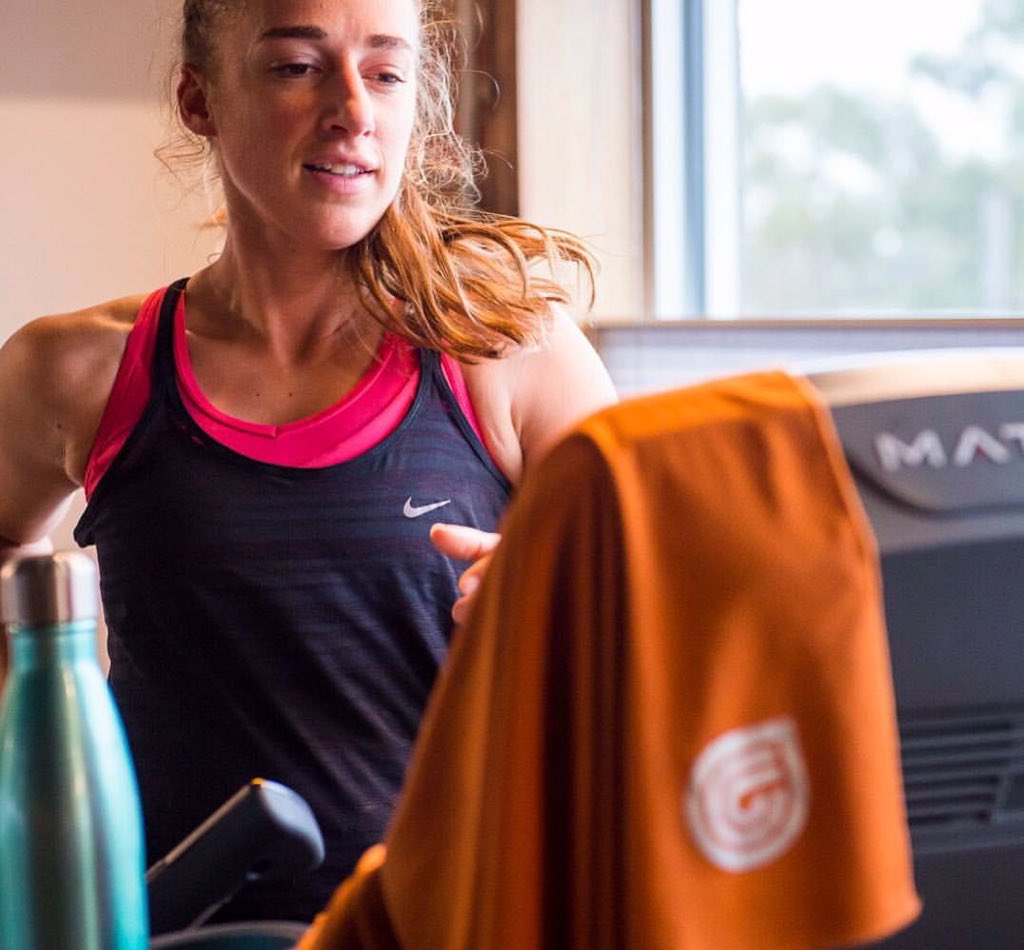 coolcoreau's tweet photo. So proud to partner @samanthagash &amp; @RunIndia as she runs 3800km to support children's education  @WorldVisionAus https://t.co/emHrl7d2rt