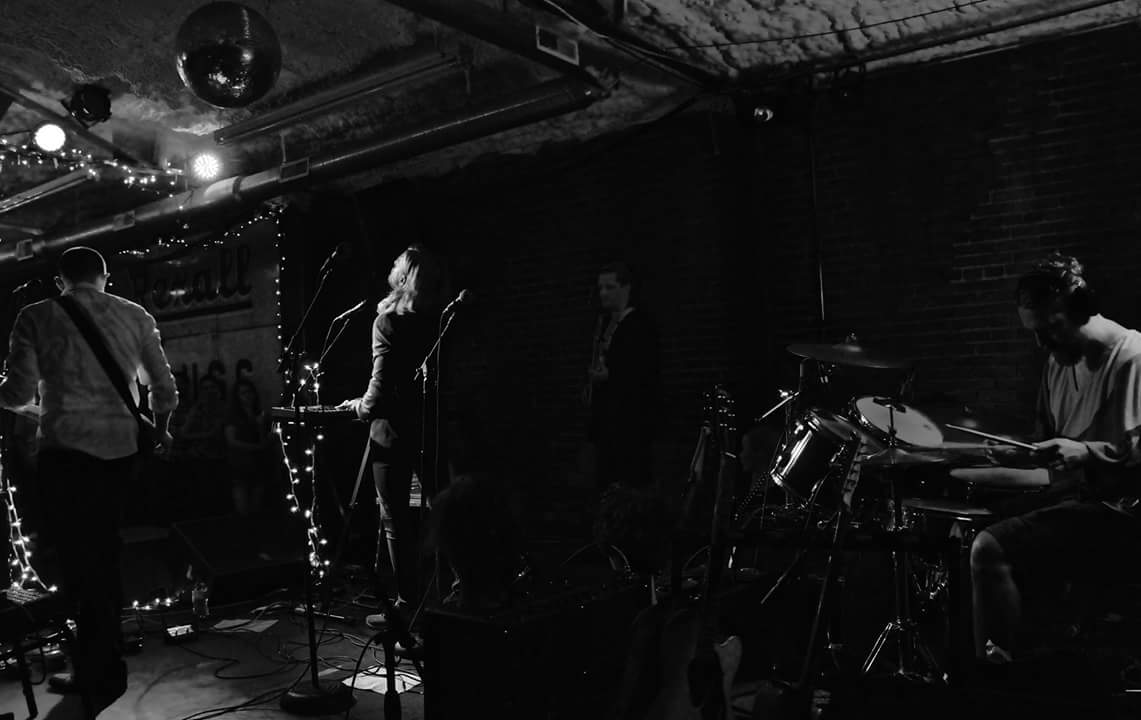 Capertured's tweet photo. @illybeato 7.30.16 @haymarketwhisky #Louisville @karatebody #WaterSports #BillyNelson RECORD RELEASE SHOW https://t.co/FZlXKaSQ3i