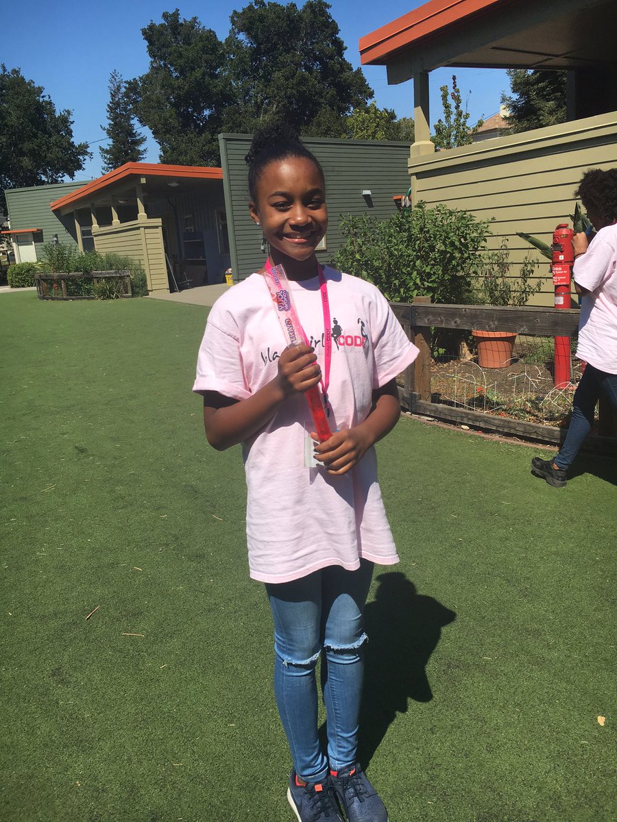 6Gems's tweet image. Popsicle break time! Remember this? Oh to be young again... Lol #BGCSummerofcode2016