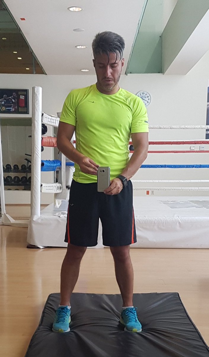 moiarizmendi's tweet photo. Renové mi anualidad, porque quiero entrenar con mi amigo en @sportcity_mx #BeachpleaseSC https://t.co/YXIy16UHdL