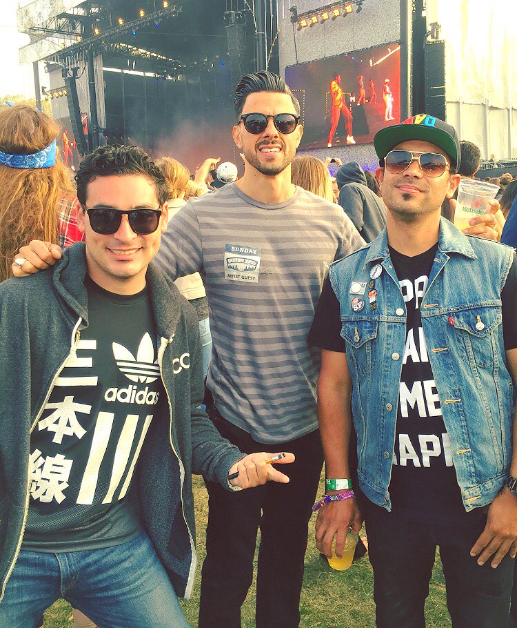 onemikefitz's tweet photo. Plottin w the Black brothers. @outsidelandssf #osl2016 🙌🏽🎶🌲 https://t.co/R5BLLKlZ5j