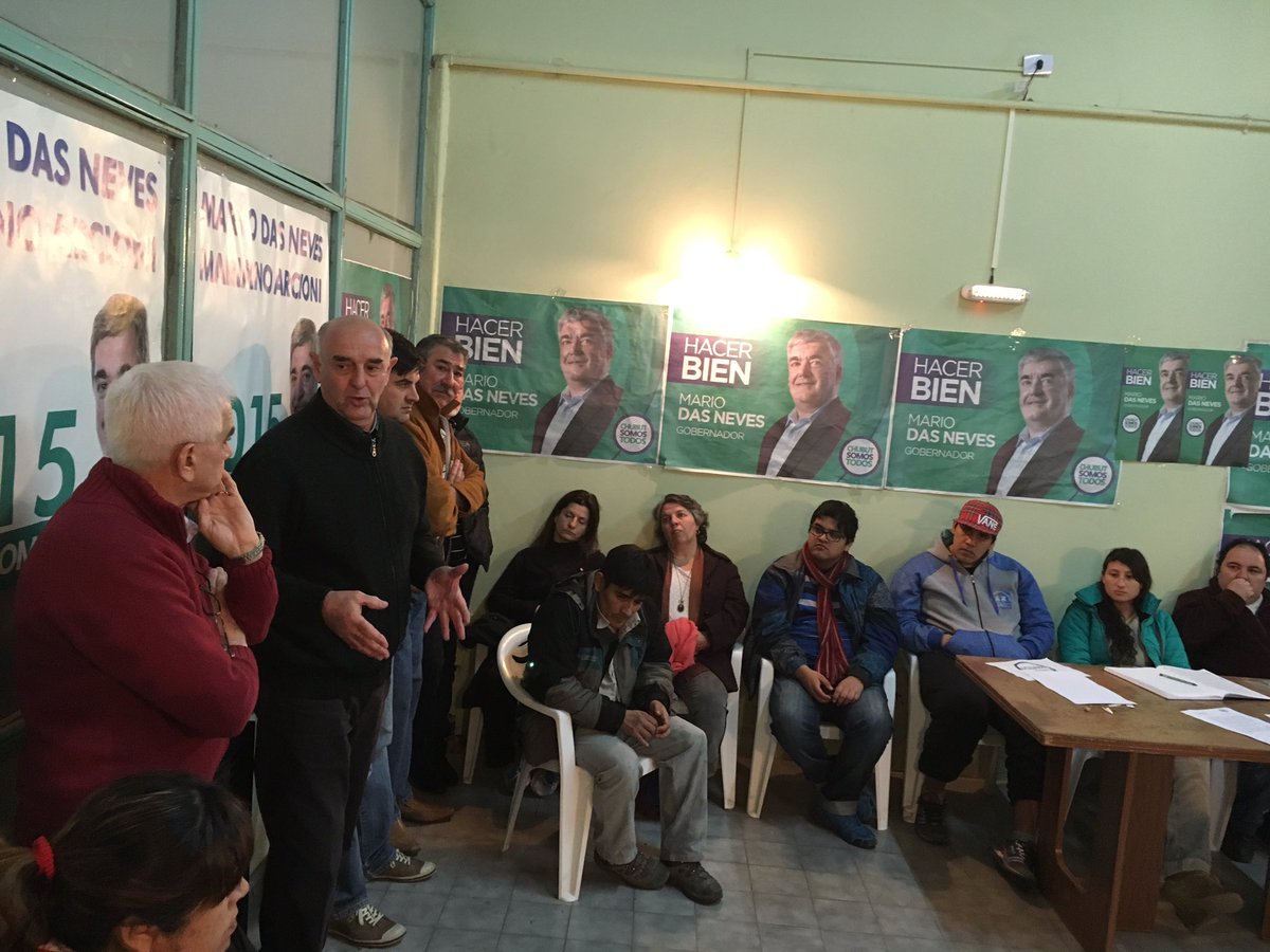 lmaesquel's tweet photo. @CFPasquiniESQ @mariodasneves @Arcioni2015ok @rafawilliamsOK Compromiso y militancia #FuerzaMario!!! #Esquel https://t.co/cD6YFJnnaP