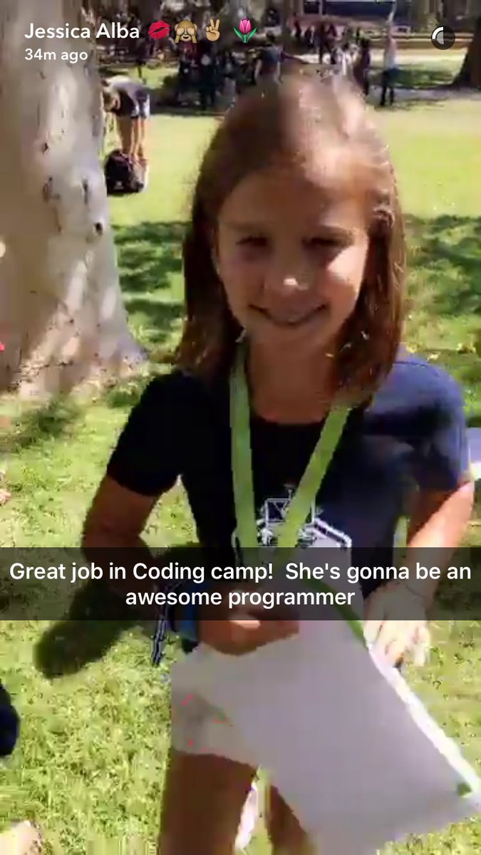 Can we take a moment for <a href="/jessicaalba/">Jessica Alba</a> little in code camp! <a href="/WomenInTechSnap/">Women In Tech</a> #girlswhocode