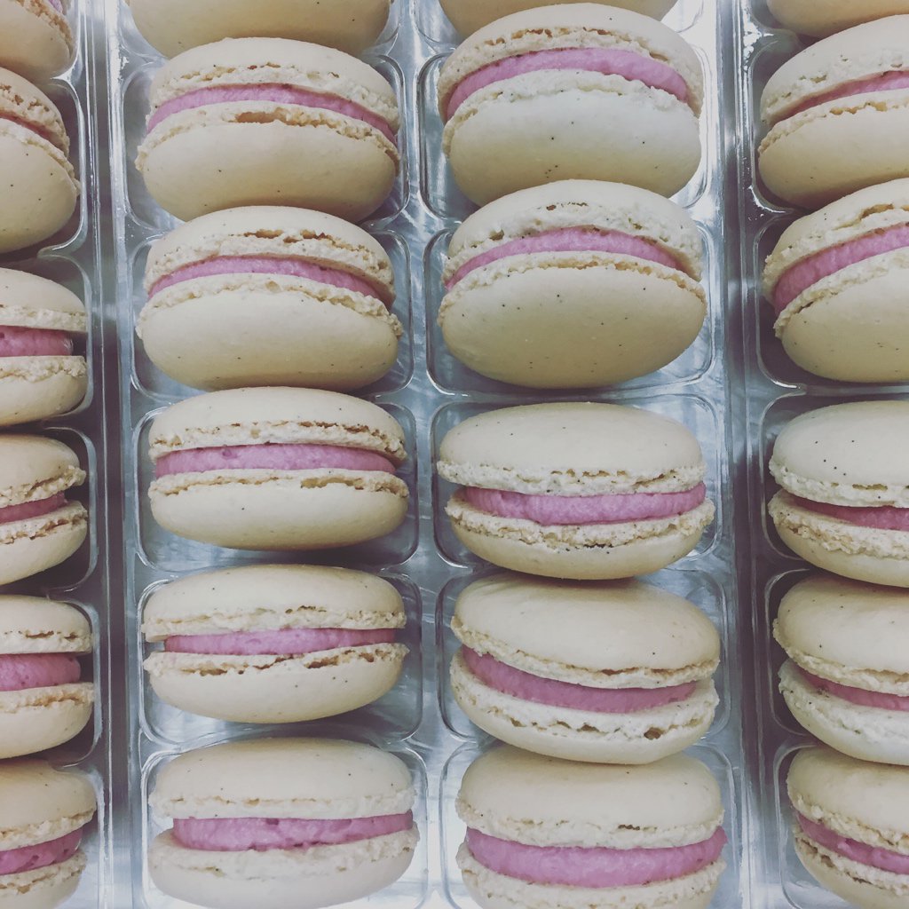 kitchening's tweet photo. #vanillabean #lavender #macarons #langley #vancouver #dessert #pastrychef https://t.co/Oz1YQweBIg