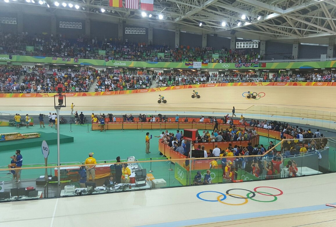 TheMean_Machine's tweet photo. We have Silver!!! So bloody close! Congrats Team GB on your Gold and WR. An amazing ride #AussiePride #TMM #Aus https://t.co/tZ0d6wkwXC