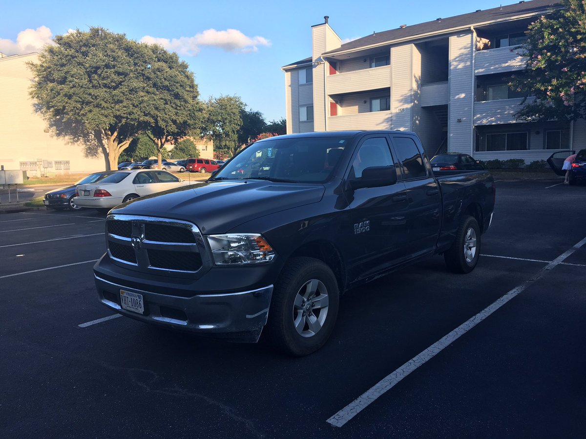 RichardGalvez13's tweet photo. Such a dirty bitch :/ https://t.co/1GbnmzF422