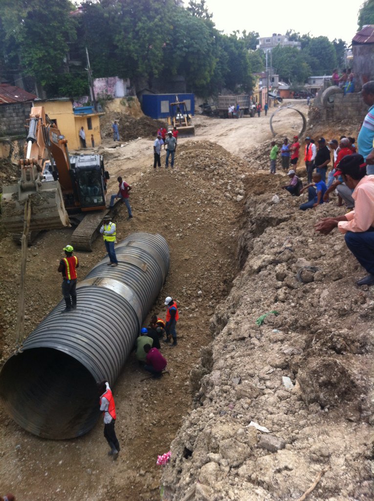 GeorgeMonteroRD's tweet photo. #ReportandoDesdeGuajimía este proyecto avanza contínuamente gracias a @DaniloMedina y su gran equipo de humanistas. https://t.co/HzE82OQIbG