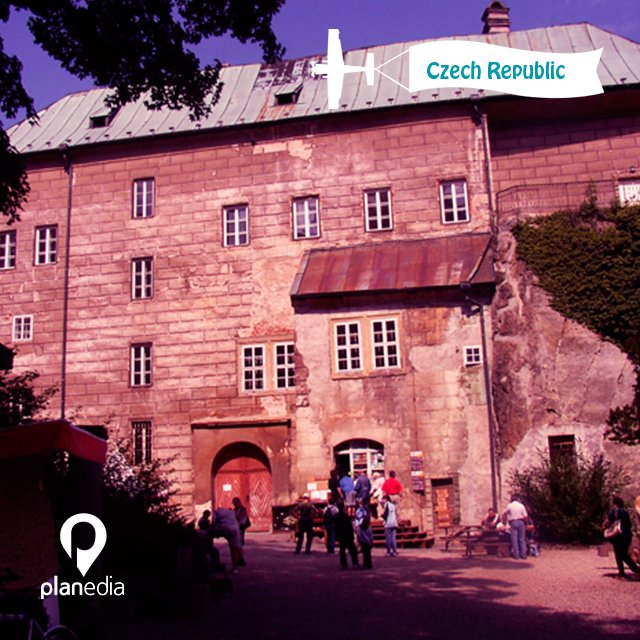mytriptoblog's tweet photo. Houska Castle, Czech Republic #planedia #europe #travel https://t.co/2RqGKUuLAO