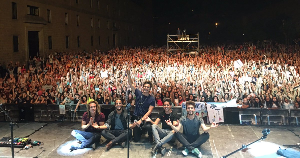 dvicioficial's tweet photo. Ya teníamos ganas de volver a tocar en casa, gracias San Lorenzo del Escorial!! https://t.co/sQmW2NpXK9