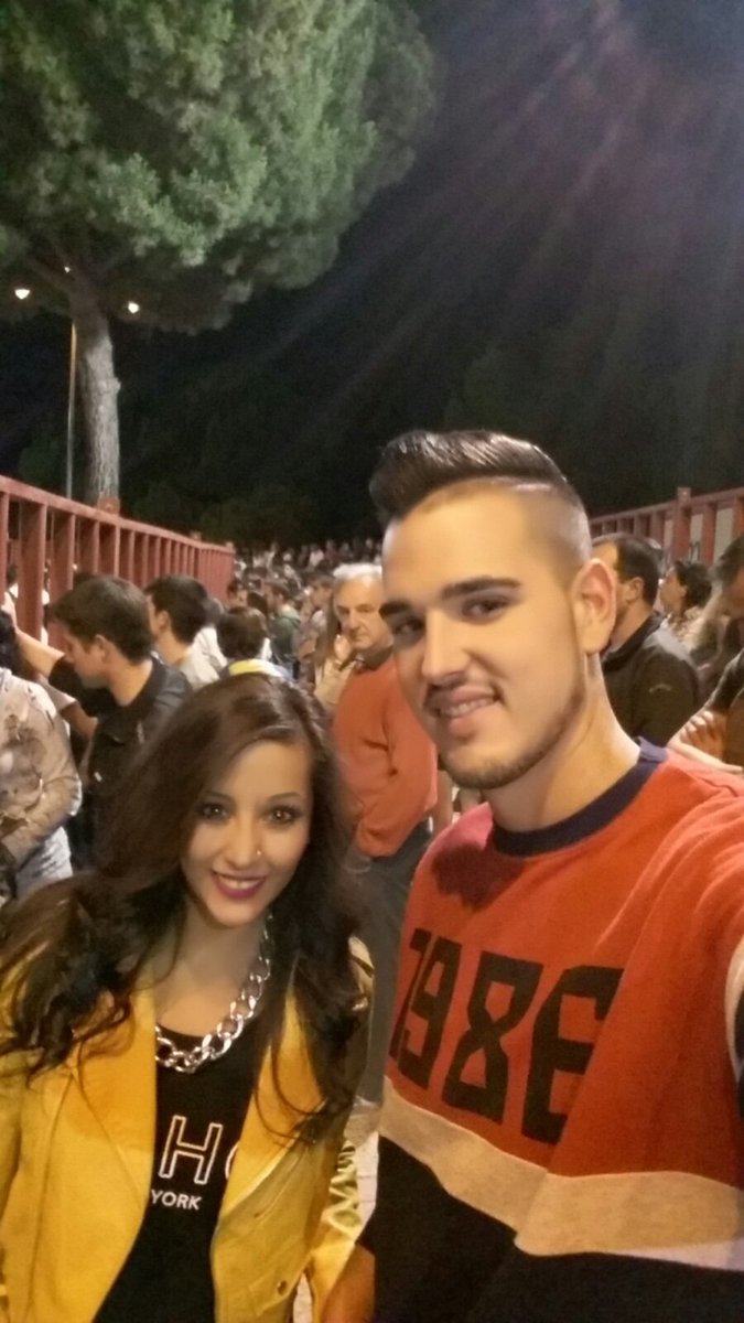 martruxxa's tweet photo. Una de Viana #CalentandoMotores #mañanaLaVilla #puenteDefiestas #Peñita #miPueblo 🔝👏✌🎉🐃🍹🆙🆙🆙🆙🆙🆙🆙 https://t.co/wyow16s1aM