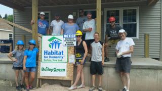 HabitatBuffalo's tweet photo. Thank you Essendant for your hard work! You're making #Buffalo proud! #buffalove #buildupbuffalo #baileygreen https://t.co/mcXyQ0grhj