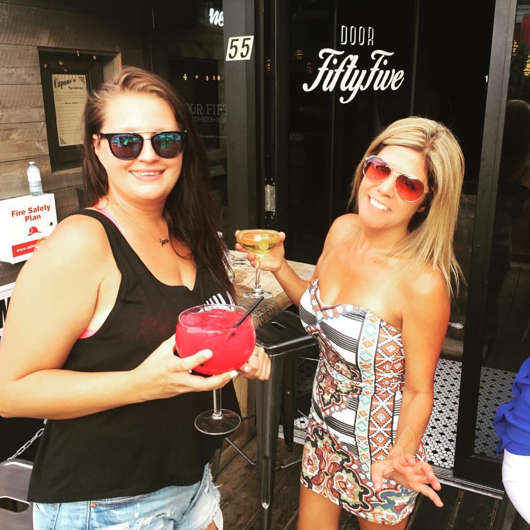 Starting a #fridaynight <a href="/door55PC/">Door FiftyFive</a> in @portcreditdotca #PatioLife #timeofourlives #tequilatime