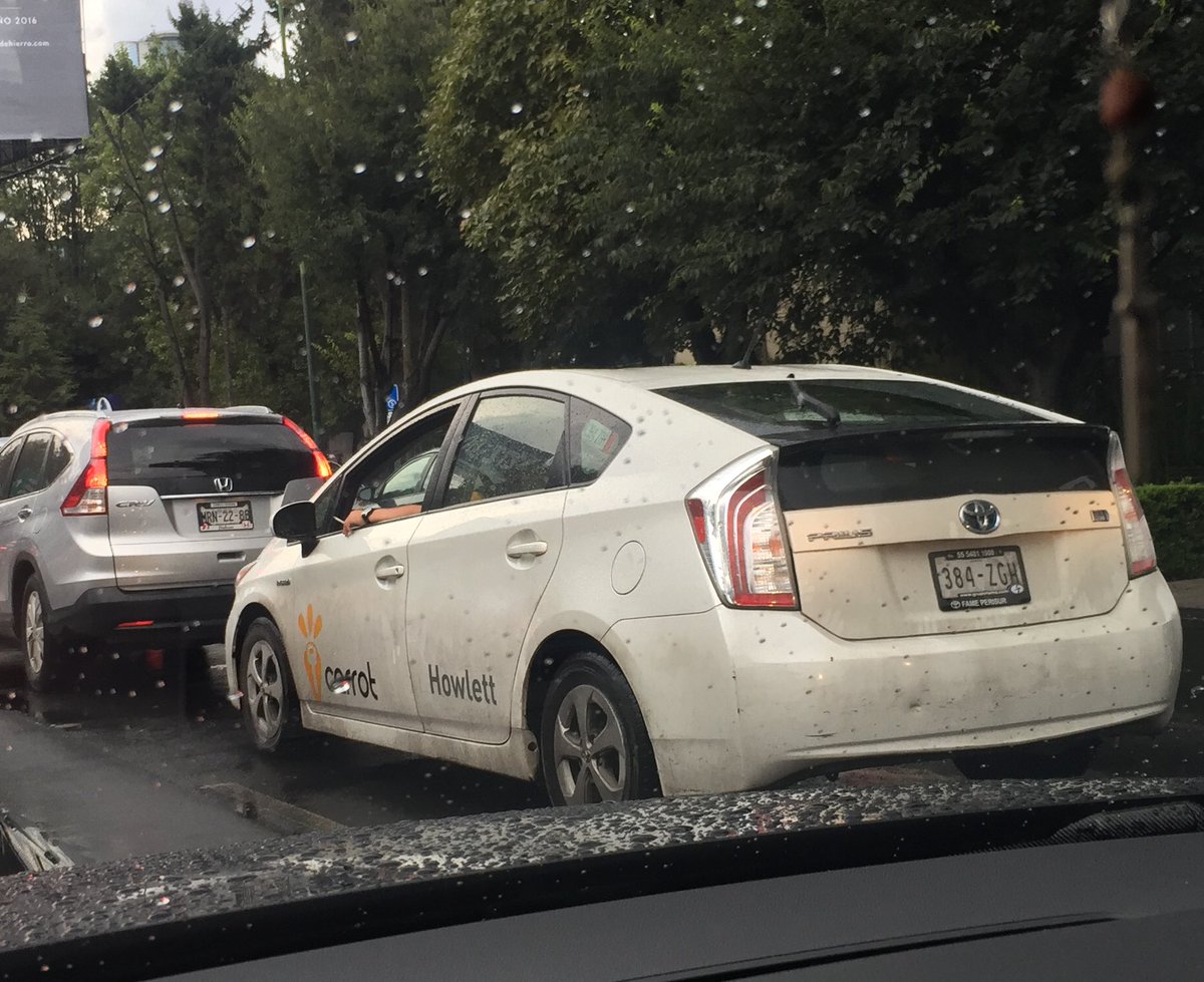 fcpda's tweet image. ¿Qué no estaba prohibido fumar en los coches de @carrotmx ?