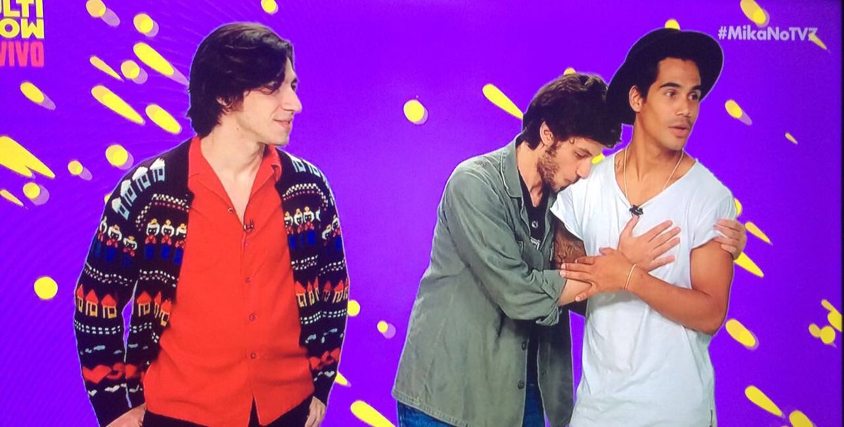 sitechsuede's tweet photo. Fotos do programa TVZ. Chay Suede e Diego Strauz falam sobre o projeto Aymoréco AymorécoNoTVZ https://t.co/4vjeaAG1Yy