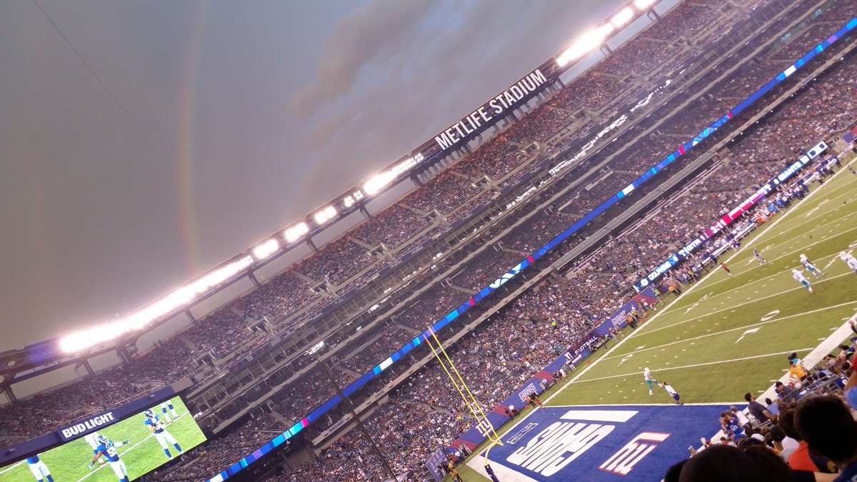 DougSBlum's tweet photo. @Giants Let's follow the #Rainbow to the #SuperBowl and a #Winning season this year! #Gmen #Champs #GameTime #NFL https://t.co/ZIlgj8njTi