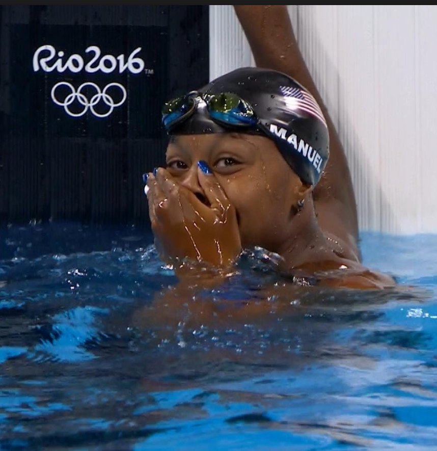 BreneBrown's tweet photo. YES! @simone_manuel made history and is inspiring the future of the sport! #USAswimming  #daringgreatly https://t.co/3yEZaqmsNk