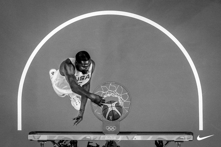 MarcSJ_'s tweet photo. 3 points bruh. 3 points. @nikebasketball: For the love of liftoff. #justdoit https://t.co/EXiS8fHD8Q