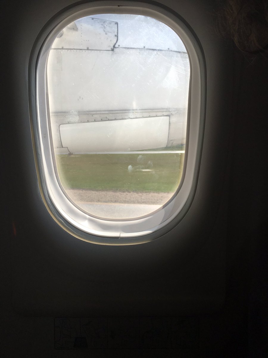 EnglandJengland's tweet photo. Going home. First leg to Sydney. Thanks #lambex2016 #WASheepTour for a great conference https://t.co/BTHaqf2I47