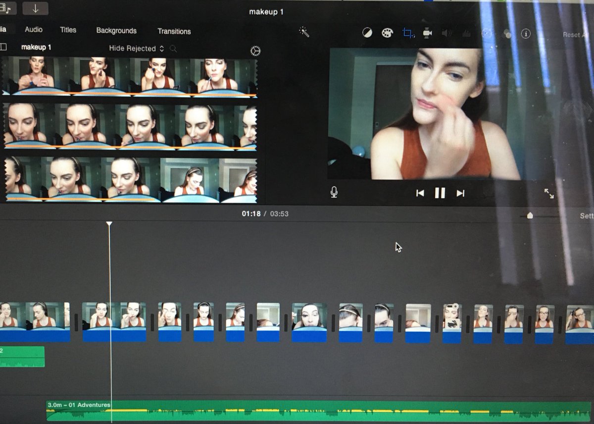 juliaherself's tweet image. IT&apos;S HAPPENING @YouTube #makeup #beauty #modelsecrets #finally #evenifitsshititaughtmyselftoedit #proud 💅👄💄💋