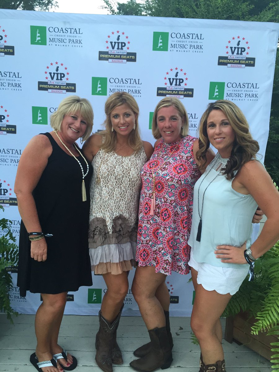 Dixie chicks.....2016! #DCXRaleigh