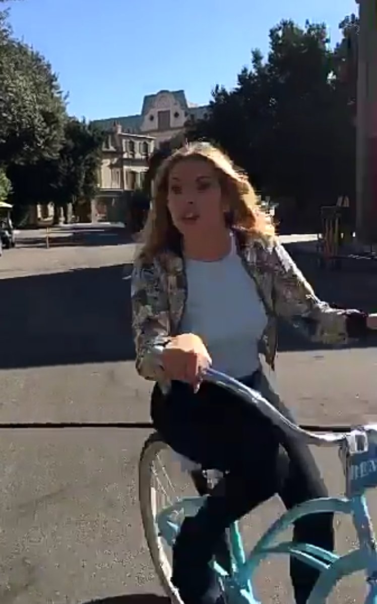 halebslays's tweet photo. @AshBenzo IM LAUGHING SO HARD "fuck you, bitch" the wonderful Ashley Benson, to the amazing Lisa Hoggatt. #PLLset https://t.co/aWhERgFAKD
