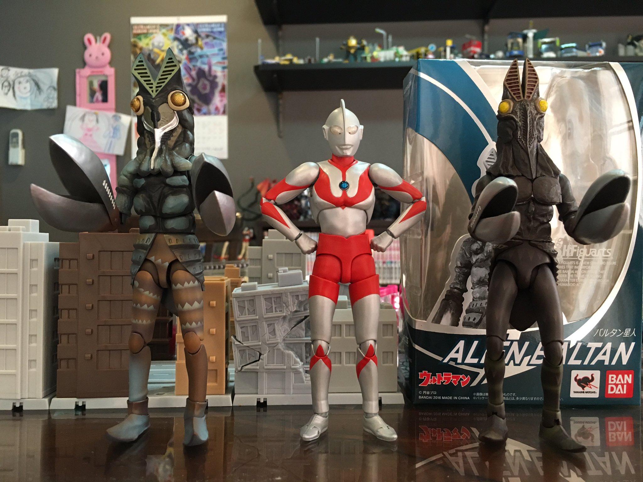 バルタン星人 フィギュアーツ - フィギュア バルタン星人 フィギュアーツ - フィギュア