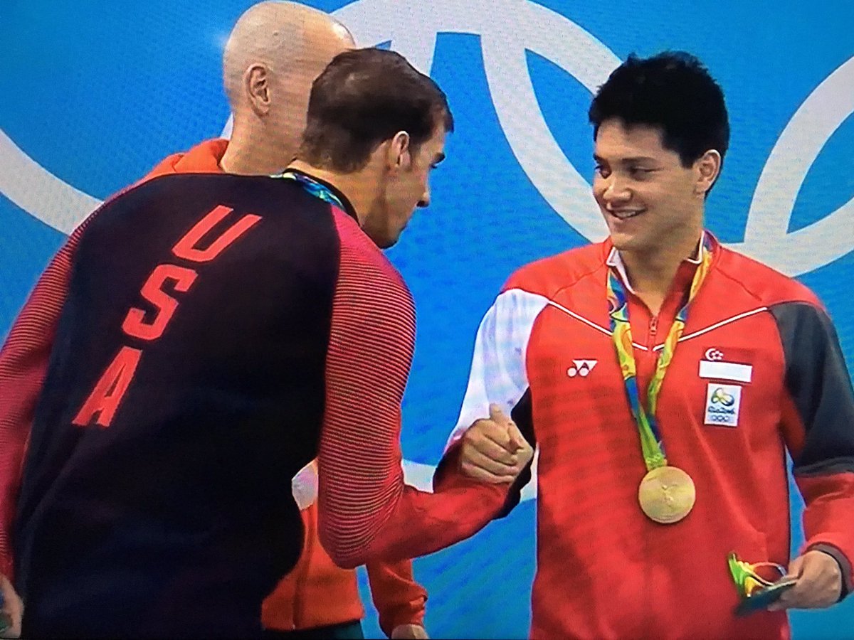keifitmx's tweet photo. Hace 8 años, #Schooling con #MPhelps ¡Qué Gran Historia! Yo llore y llore... #natación #rio2016 https://t.co/2wtogkHKQf