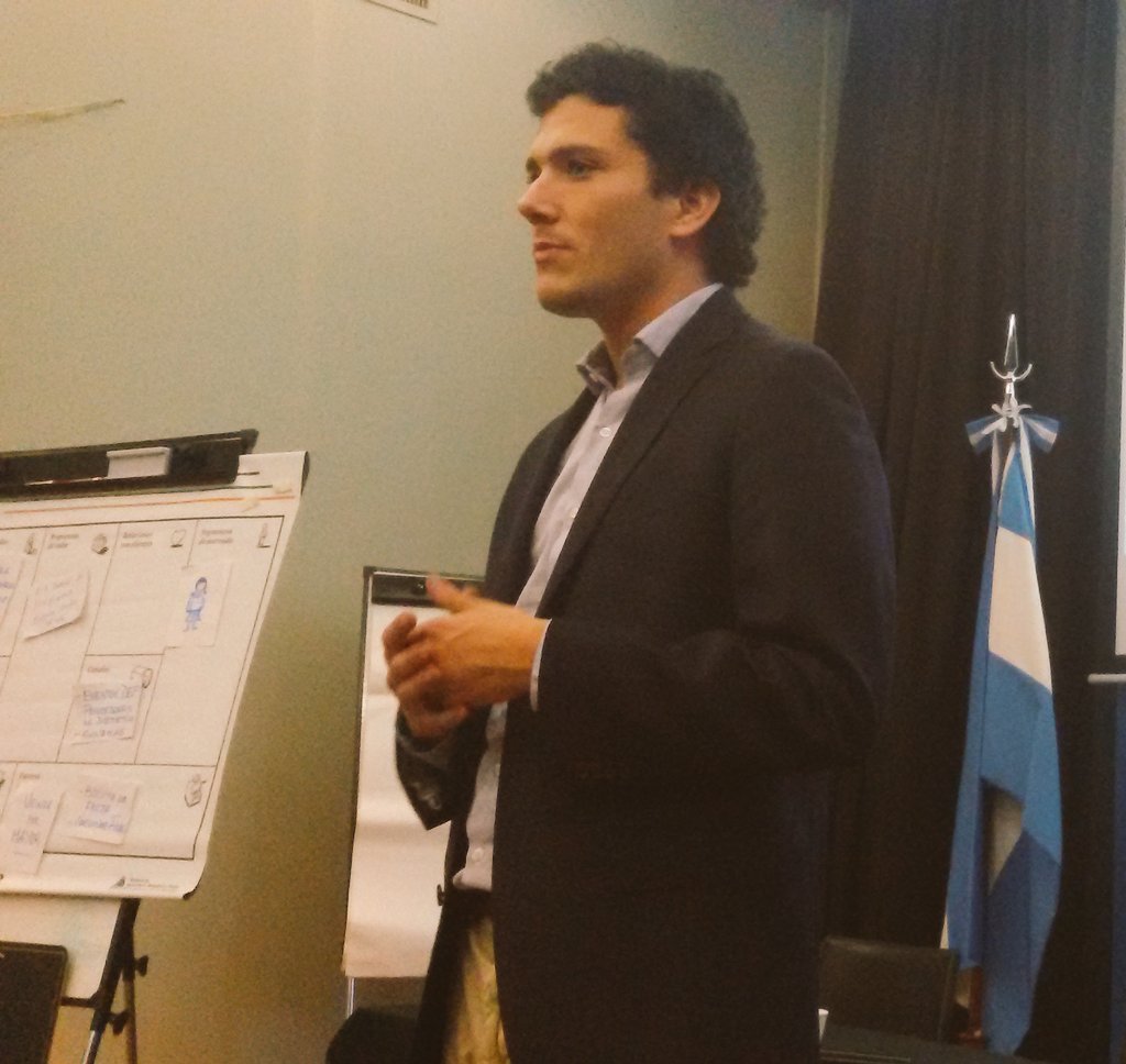 jplpatagonia's tweet photo. Hoy @JuanMBarrero cerrando la jornada de #Emprendedorismo en @AgroindustriaAR #ArgentinaEmprende @PRODUCCION_ARG https://t.co/PjNjGKCmmO