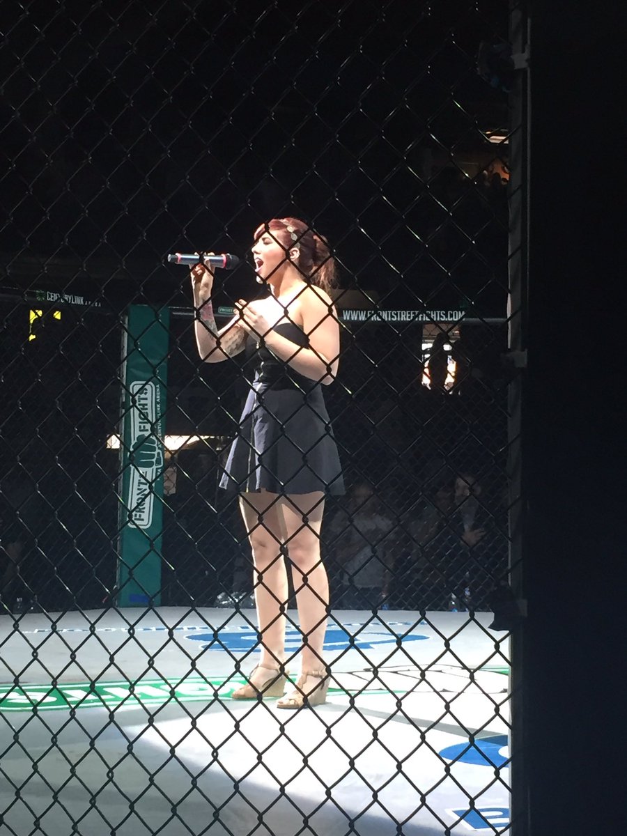 FrontStFights's tweet photo. Not only great fights but did you hear those pipes?? #FSF9 https://t.co/s0tRdMNjAo