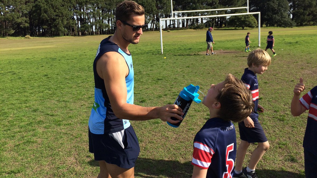 NSWWaratahs's tweet photo. The Tahs once again helping at the Coastal Cup yesterday. Photos at https://t.co/9cyqAsb7Rb #futureTahs #NSWinunion https://t.co/xHkdRkGJ6W
