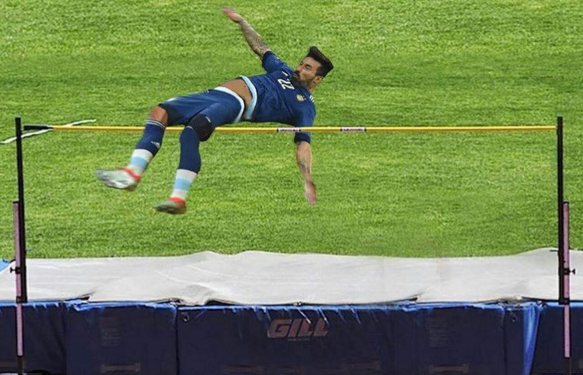 FrasesARGENTINA's tweet photo. Cuando competís @PochoLavezzi ?? https://t.co/OQLKjLk1Co