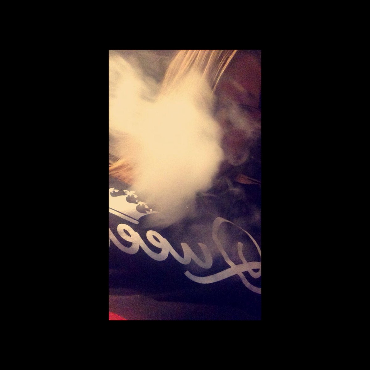 dopechick_13's tweet photo. Blow clouds bitches💨💨😈 https://t.co/3uSdaL7DVn